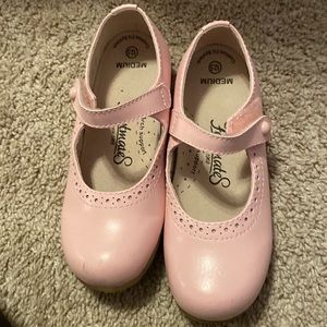 Pink Footmates !!! Cute gently used
